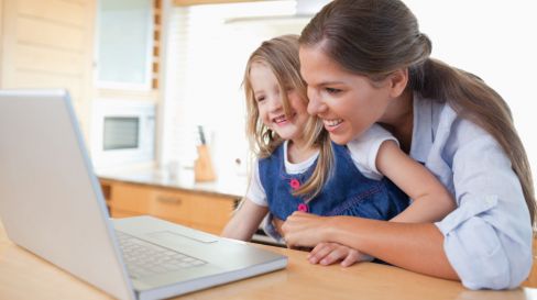 Woman contacting our plumbing fittings experts in Auckland